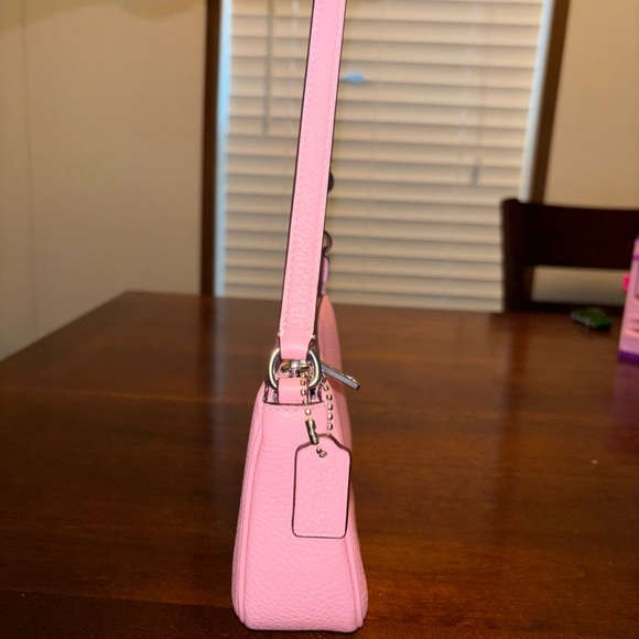 Coach Nolita 19 ice cream π¦π - Picture 8 of 14